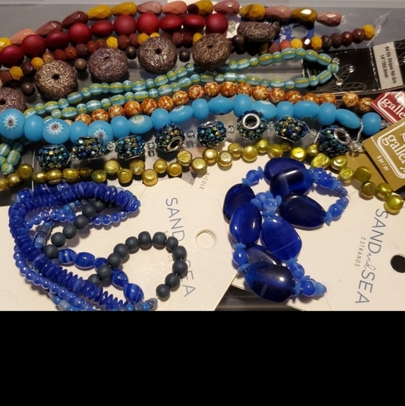 11 strands of new beads - Picture 8 of 8